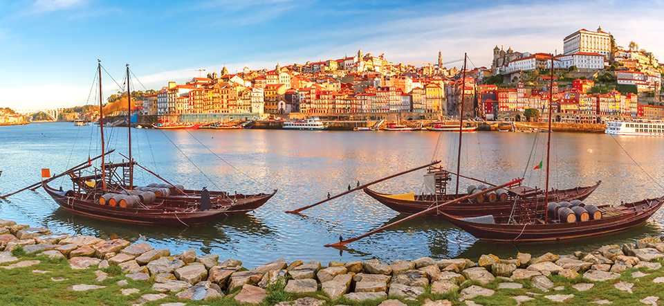 Take the Summer Euro Trip. September Is About to Get Busy. 4 Douro Pano